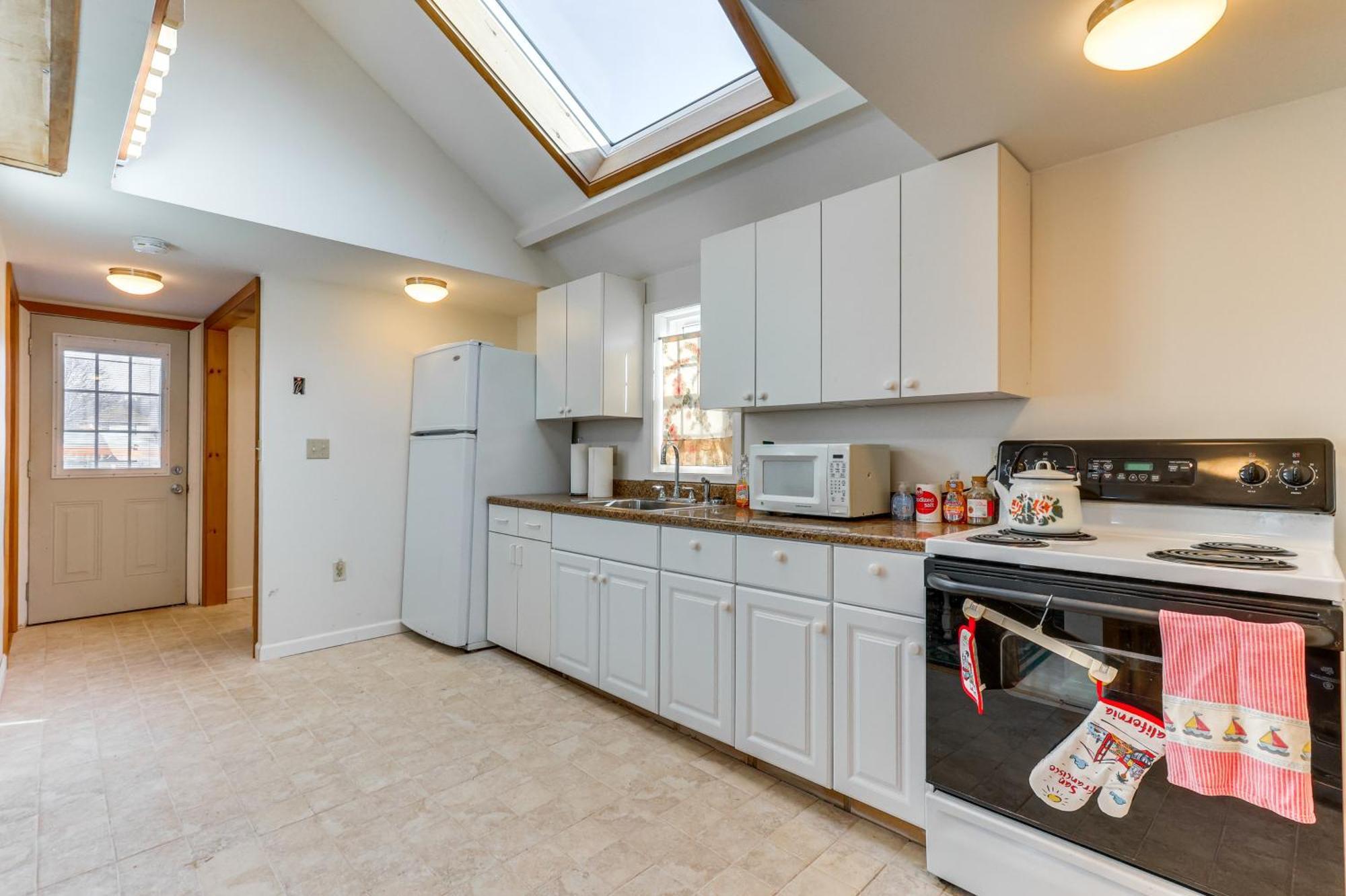 Charming Old Lyme Cottage, Steps To Private Beach! Zewnętrze zdjęcie